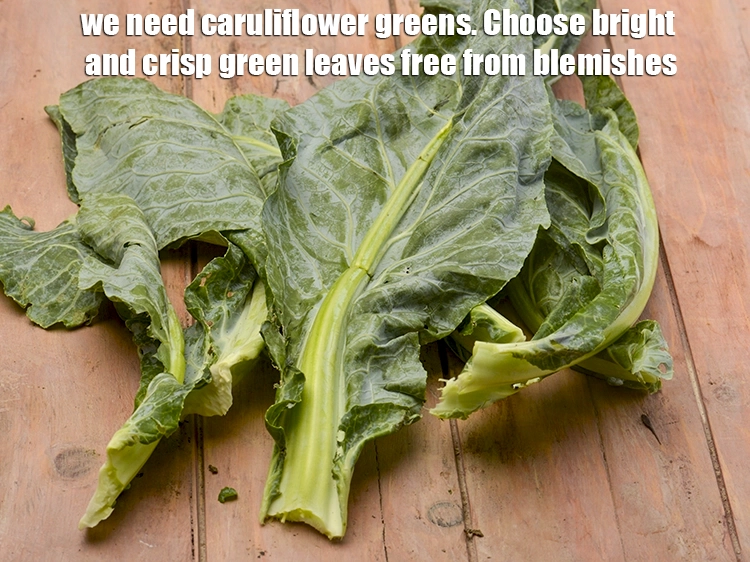 स्टेप 2 – <p><strong>फूलगोभी के पत्ते और बेसन मुठिया</strong> बनाने के लिए | …