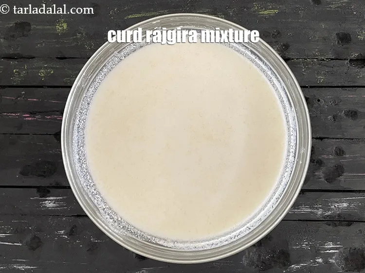 स्टेप 16 – <p>एक तरफ रख दें।</p>