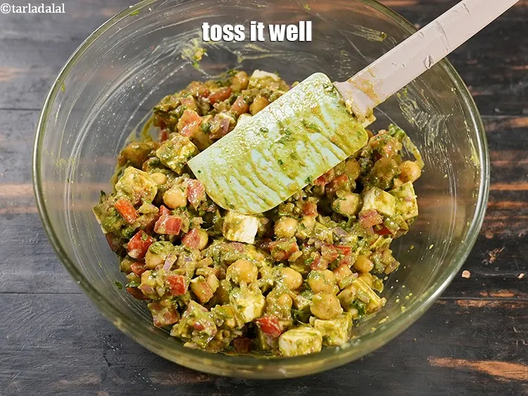 स्टेप 17 – <p>इसे अच्छी तरह से टॉस करें।</p>