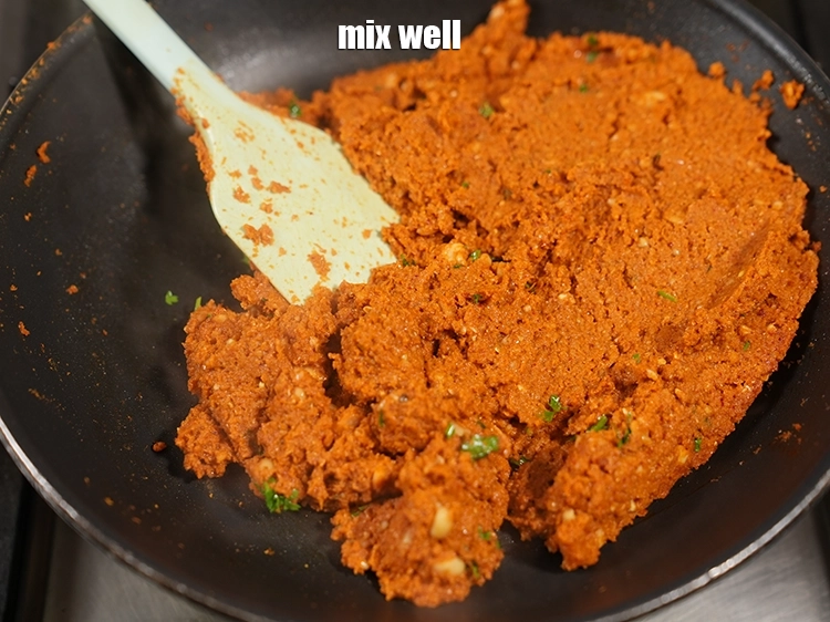 स्टेप 25 – <p><span style="background-color:rgb(255,255,255);color:rgb(0,0,0);">अच्छी तरह मिलाएं।</span></p>