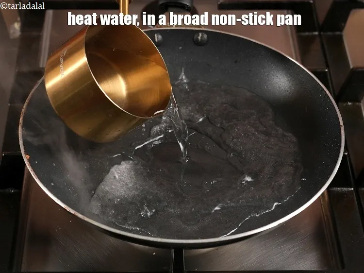 स्टेप 3 – <p><strong>अंडे रहित एप्पल पैनकेक रेसिपी&nbsp;|&nbsp;भारतीय स्टाइल सेब दालचीनी पैनकेक&nbsp;|&nbsp;दालचीनी सेब …