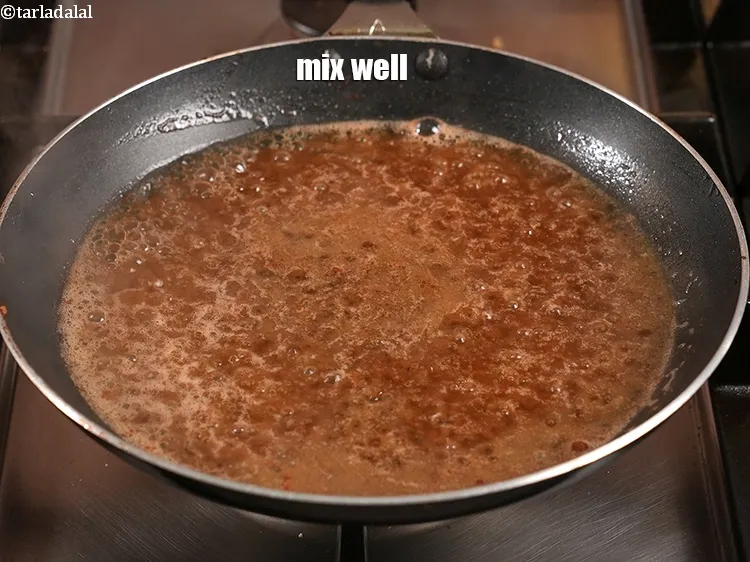 स्टेप 7 – <p>अच्छी तरह से मलाएं।</p>