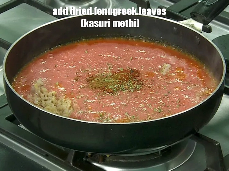 स्टेप 12 – <p><span style="background-color:rgb(255,255,255);color:rgb(0,0,0);">1/2 टी-स्पून </span><a href="https://www.tarladalal.com/glossary-dried-fenugreek-leaves-kasuri-methi-hindi-374i"><u>कसुरी मेथी (dried fenugreek leaves (kasuri …