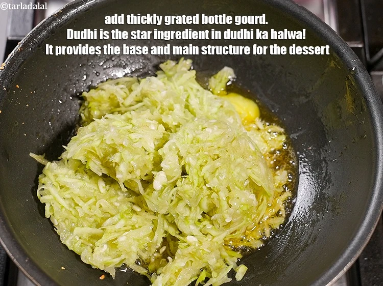 स्टेप 10 – <p>२ कप&nbsp;<a href="">मोटी कद्दूकस की हुई लौकी (दूधी)</a>&nbsp;डालें । दूधी …