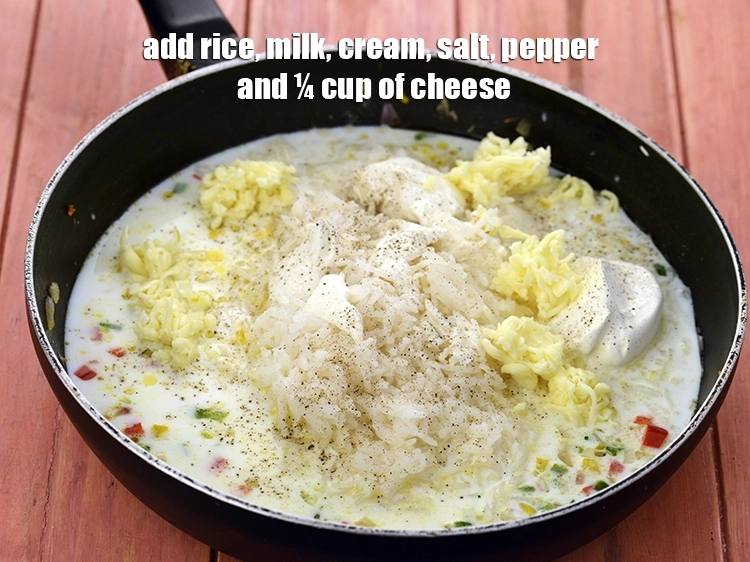 स्टेप 3 – <p><span style="background-color:rgb(255,255,255);color:rgb(0,0,0);">उसमें 1 1/2 कप </span><a href="https://www.tarladalal.com/glossary-Arborio-Rice-hindi-1399i#ing_2928"><u>पकाए हुए अरबोरीयो चावल</u></a><span …