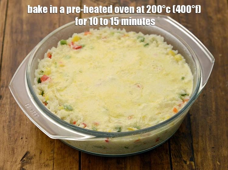 स्टेप 7 – <p>पहले से गरम अवन में 200°c (400°f) के तापमान पर …