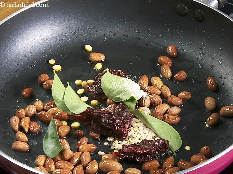 स्टेप 26 – <p>हींग डालें।</p>