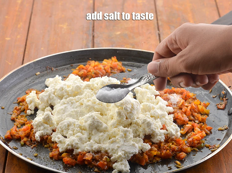 स्टेप 14 – <p><a href="https://www.tarladalal.com/glossary-salt-namak-table-salt-hindi-418i"><u>नमक (salt) </u></a><span style="background-color:rgb(255,255,255);color:rgb(0,0,0);">, स्वाद अनुसार</span> डालें।</p>