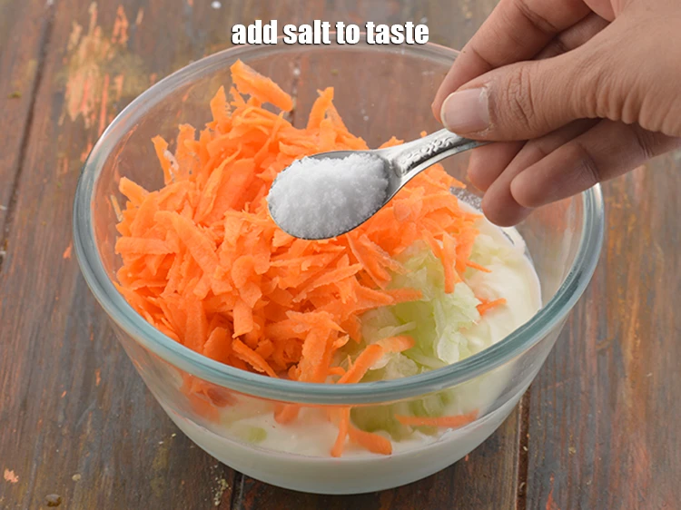 स्टेप 43 – <p>स्वादानुसार <a href="https://www.tarladalal.com/glossary-salt-namak-table-salt-hindi-418i"><u>नमक (salt)&nbsp;</u></a> डालें।</p>