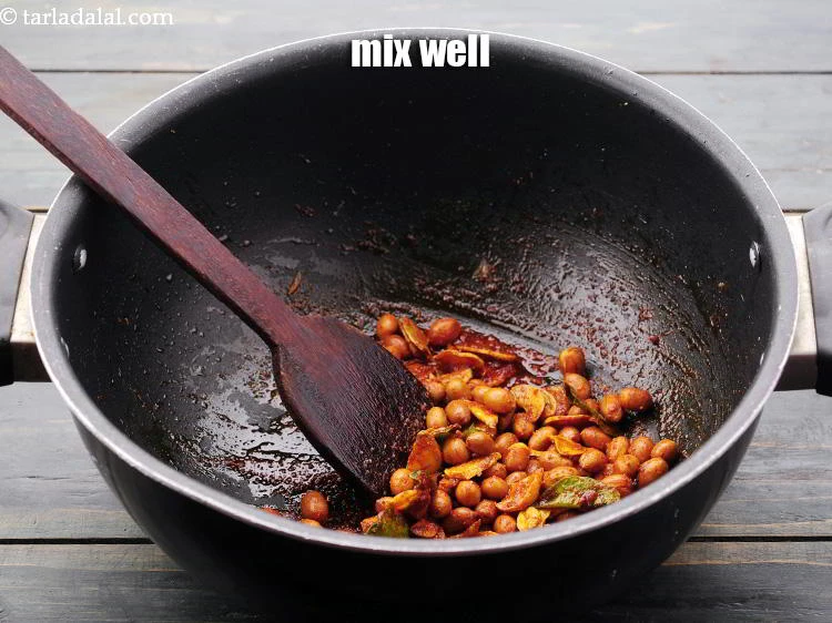 स्टेप 13 – <p><strong>कोल्हापुरी भडंग को | मसालेदार महाराष्ट्रीयन कुरमुरा | महाराष्ट्रीयन भडंग …