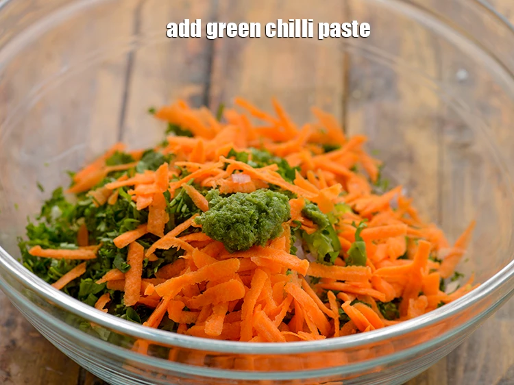 स्टेप 7 – <p><span style="background-color:rgb(255,255,255);color:rgb(0,0,0);">1/2 टी-स्पून </span><a href="https://www.tarladalal.com/glossary-green-chilli-paste-hari-mirch-ki-paste-mirchi-paste-hindi-333i"><u>हरी मिर्च की पेस्ट (green chilli …