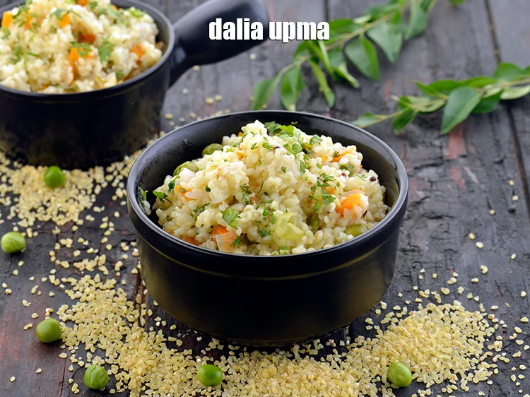 स्टेप 41 – <p><strong>दलिया उपमा | टूटी हुई गेहूं उपमा रेसिपी | हेल्दी …