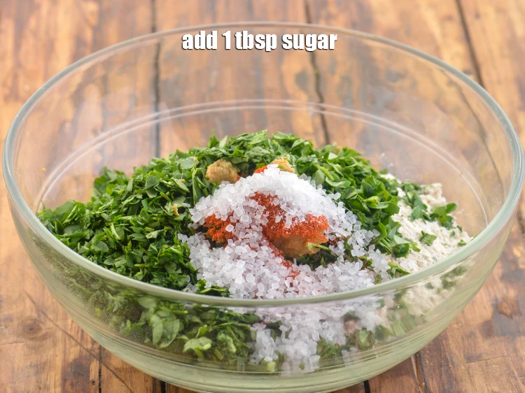 स्टेप 7 – <p><span style="background-color:rgb(255,255,255);color:rgb(0,0,0);">1 टी-स्पून </span><a href="https://www.tarladalal.com/glossary-sugar-chini-shakkar-hindi-278i"><u>शक्कर (sugar)</u></a> डालें। यह मसाले के …