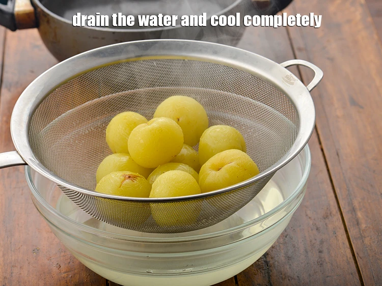 स्टेप 5 – <p>छानकर पूरी तरह से ठंडा करें।</p>