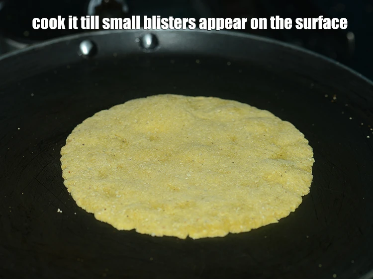 स्टेप 11 – <p>इसे तब तक पकाएं जब तक कि सतह पर छोटे-छोटे …