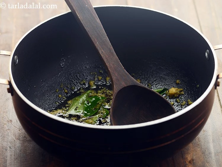 स्टेप 19 – <p>अच्छी तरह मिलाएं और कुछ सेकंड के लिए मध्यम आंच …