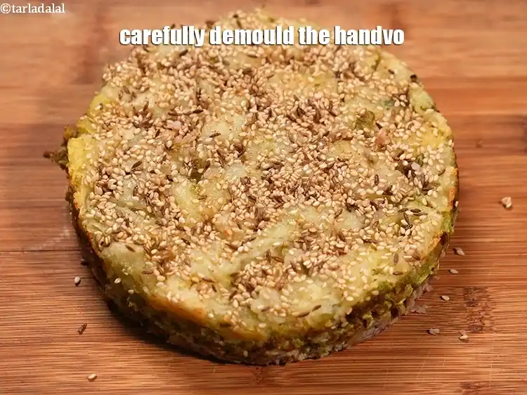 स्टेप 39 – <p>हांडवो को सावधानी से डिमोल्ड करें।</p>