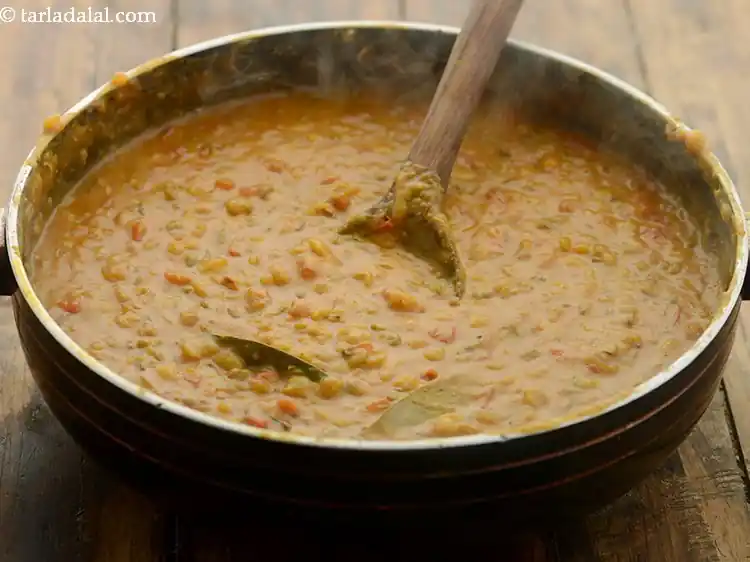 स्टेप 50 – <p>अच्छी तरह से मिलाएं और मध्यम आंच पर बीच-बीच में …