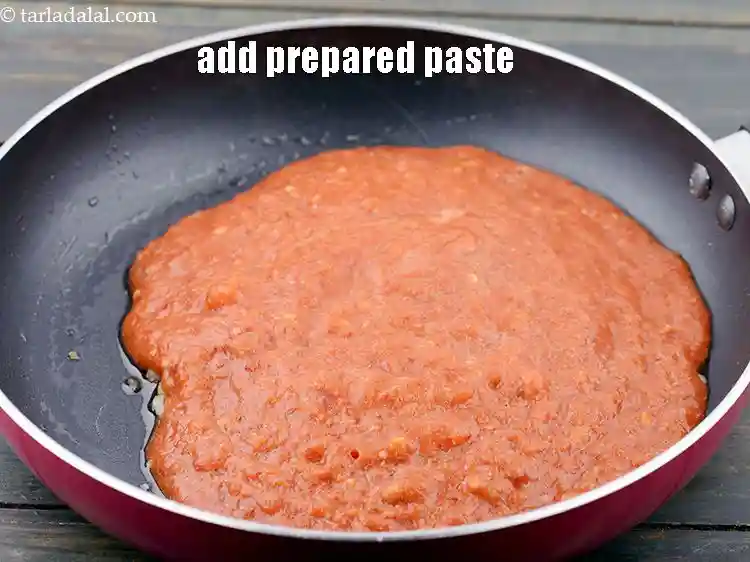 स्टेप 18 – <p>तैयार पेस्ट डालें।</p>