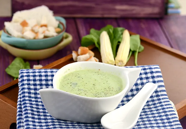  Spinach and Baby Corn Soup ( Soups and Salads Recipe )