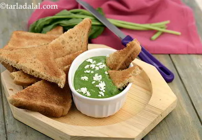 Toast with Spinach Dip ( Healthy Starter Recipe )