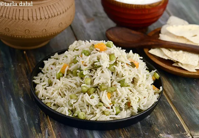प्रेशर कुकर व्हेज पुलाव रेसिपी | कुकर पुलाव रेसिपी | झटपट वेज पुलाव | Pressure Cooker Veg Pulao, Veg Pulao in Pressure Cooker