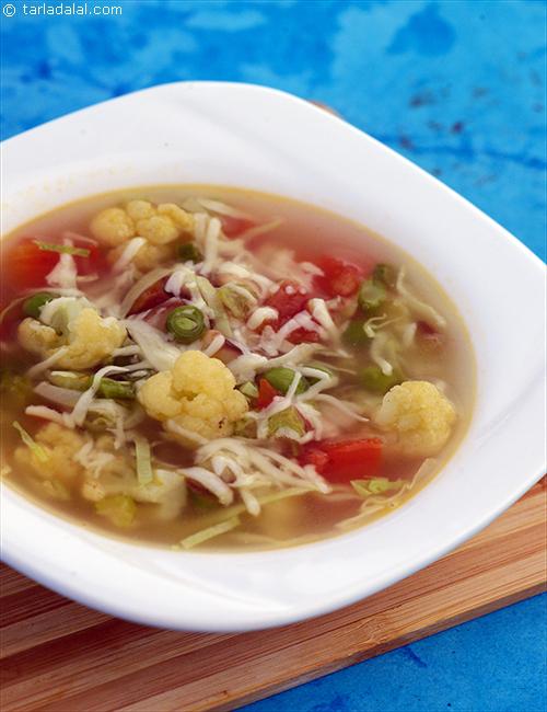 Cauliflower, Cabbage and Tomato Clear Soup