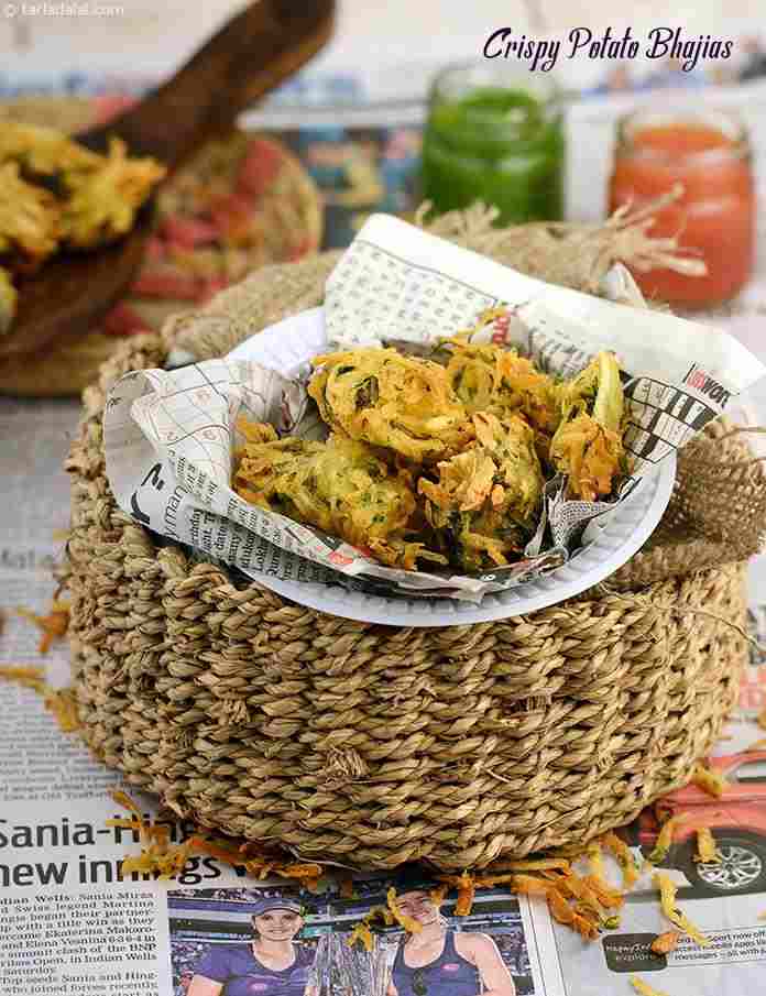 Crispy bhajias made with grated potatoes, perked up with green chillies and coriander!