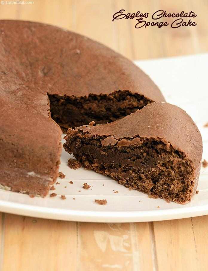Eggless Chocolate Cake Using Oil ( Cakes and Pastries )