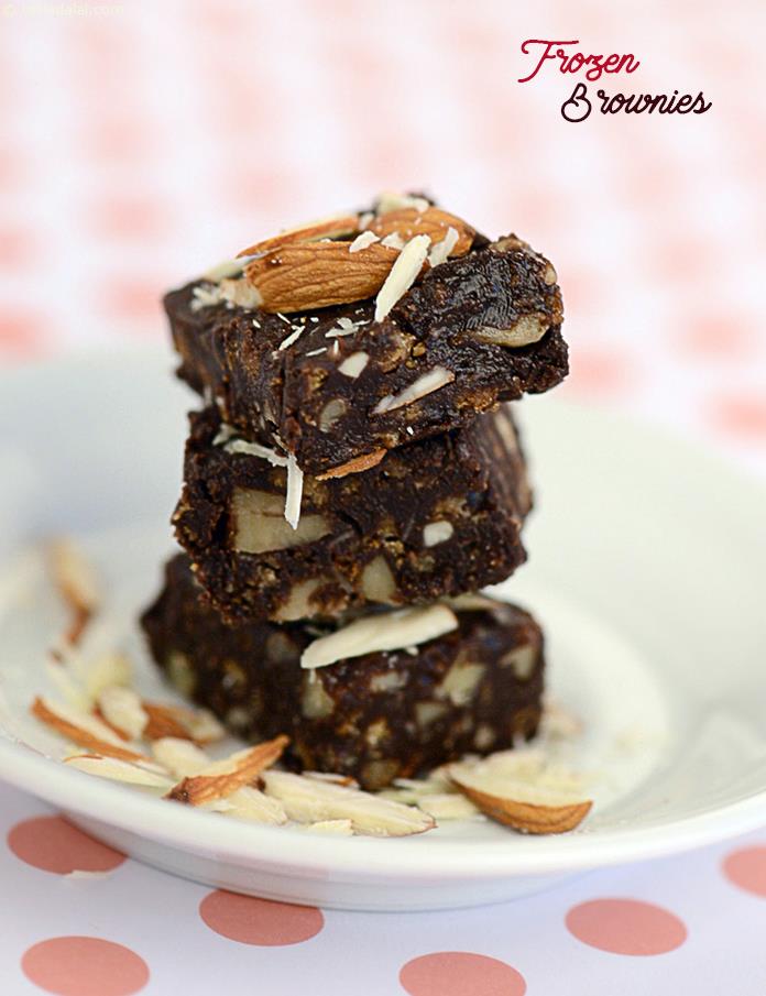 Frozen Brownies made from crushed biscuits, chocolate, condensed milk and nuts is quick to make and good to eat.