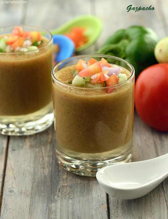 Gazpacho,a delectable soup straight from the kitchens of spain, prepared this with low-calorie and nutrient-dense vegetables like tomatoes, capsicums, cucumbers and onions. 
