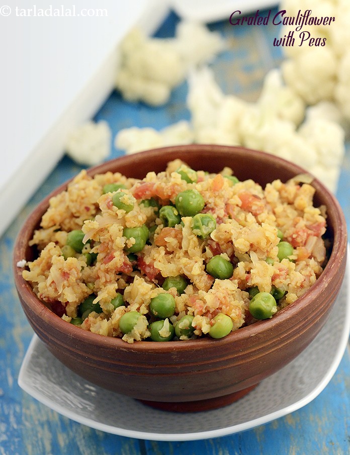 Grated Cauliflower with Peas, fibre-rich green peas combines aesthetically with cauliflower. Cumin seeds, tomatoes and a horde of other commonly available ingredients help enhance the flavour of this wonderful duo