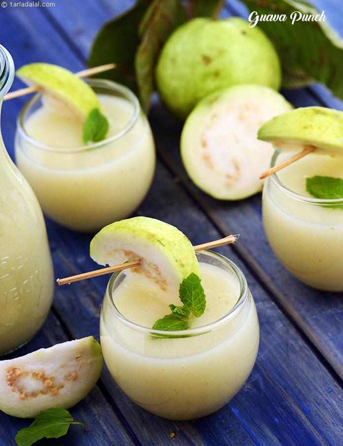 A mouth-watering blend of guava puree, ginger and lemon juice, garnished with sprigs of mint that add an irresistible aroma and flavour to the Guava Punch.