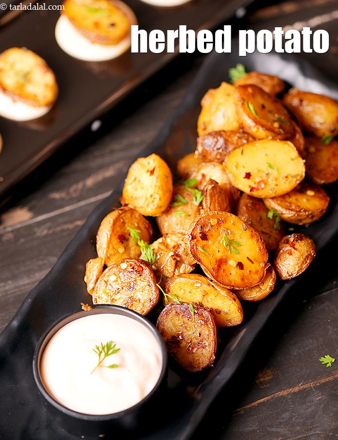 Herbed Baby Potatoes with Garlic Mayo Dip