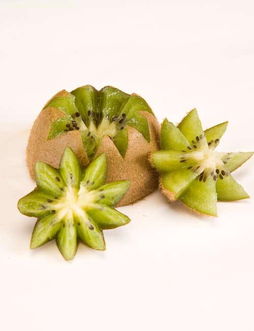 Kiwi Crowns ( Fruit Carvings)