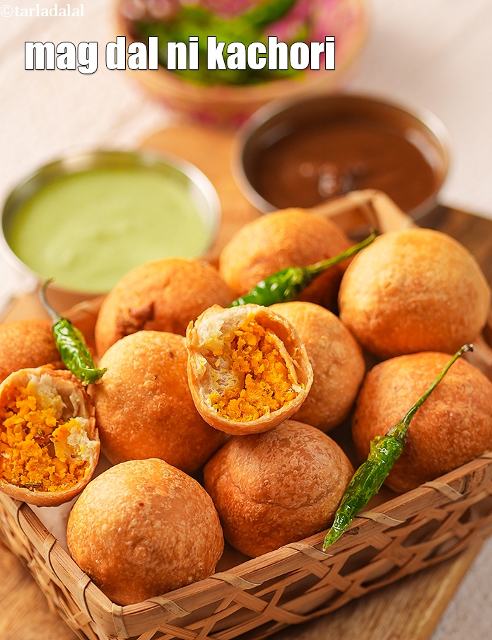 Mag Dal Ni Kachori ( Gujarati Recipe)