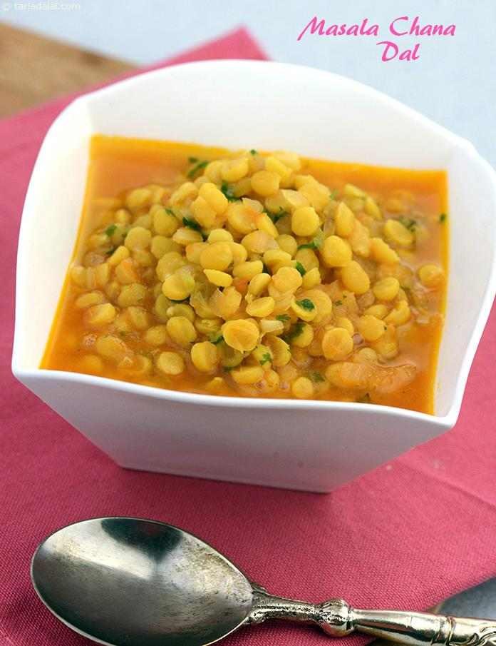 Masala Chana Dal, spiked up with tomato pulp and onions, laced with simple spice powders. You will love the soothing flavour of this easy dal. 