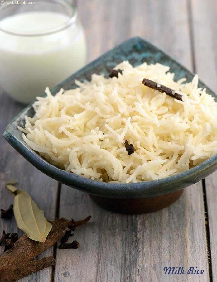 Milk Rice, an aromatic rice preparation cooked completely in milk with a dash of spices, which gives it a very luxurious taste despite using no oil or ghee. 