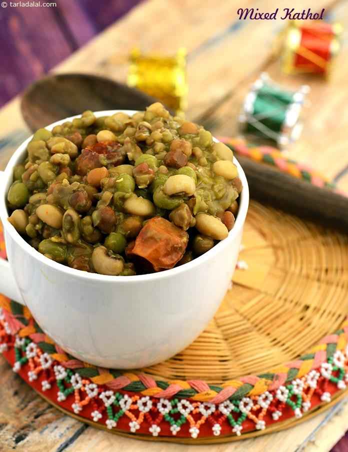 Mixed kathol features a wonderful combo of pulses cooked and presented the Gujarati way. It has a spicy and sweet taste.