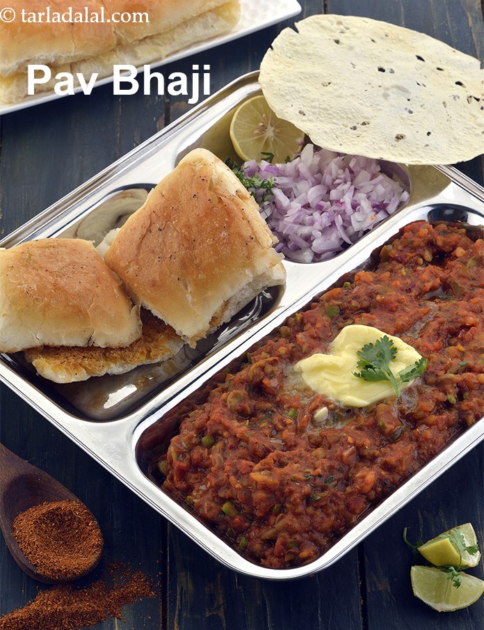 Pav Bhaji ( Mumbai Roadside Recipes )