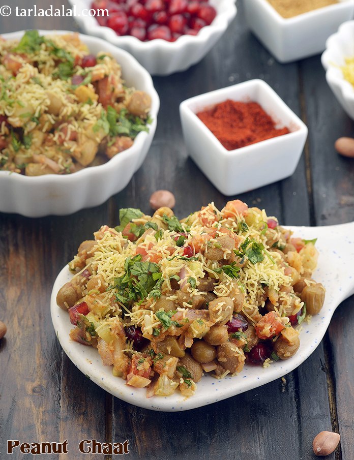 peanut chaat recipe | Indian peanut chaat with tomatoes, onions