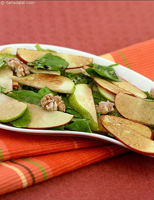 Pear, Apples and Rocket Leaves Salad