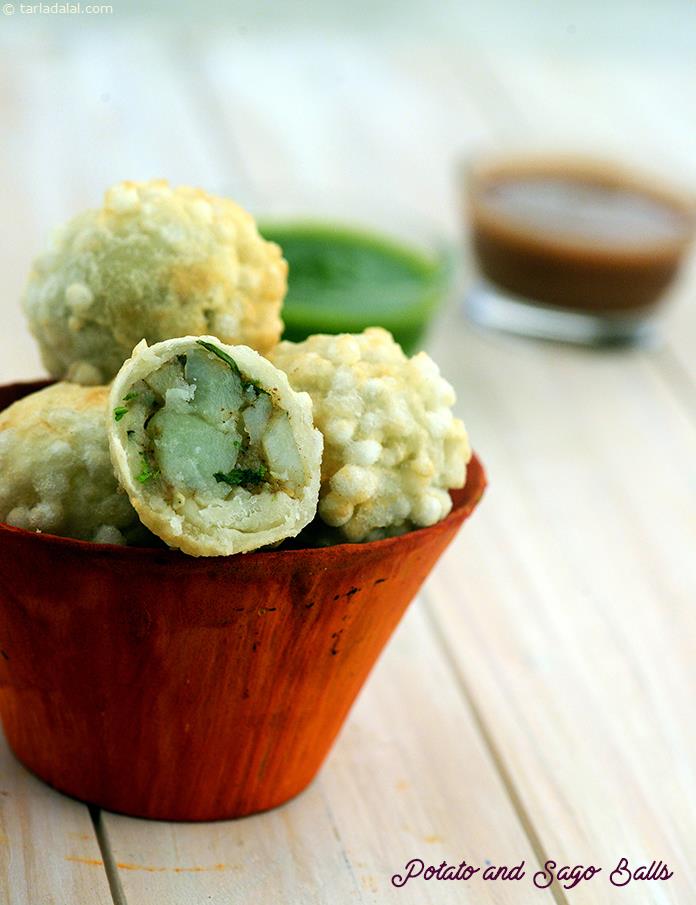 Potato and Sago Rolls, deep-fried spicy potato stuffed dainty puris with sago make a  novel and attractive appetiser.