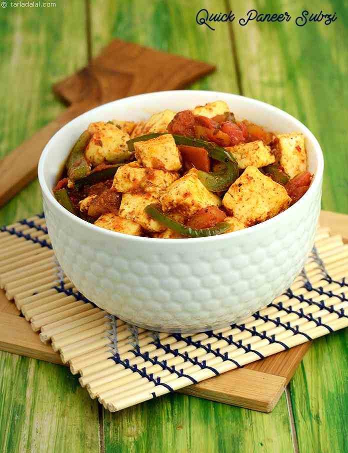 A delectable blend of flavours and textures makes this Quick Paneer Subzi a great hit! This Jain recipe features cottage cheese cubes, capsicum and tomatoes perked up with a simple yet aromatic powder of coriander and red chillies. 