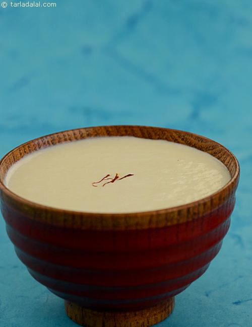 Rabdi Cream a garnish for Bengali sweets made from milk, sugar and chenna.