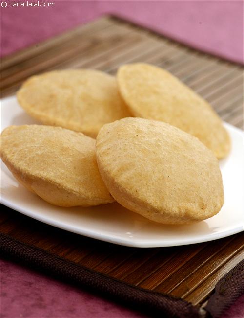 Soya Puris, perfect choice for occasional treats, when you want to surprise your family with something exotic on the dinner table! Relish these puris with a subzi of your choice.