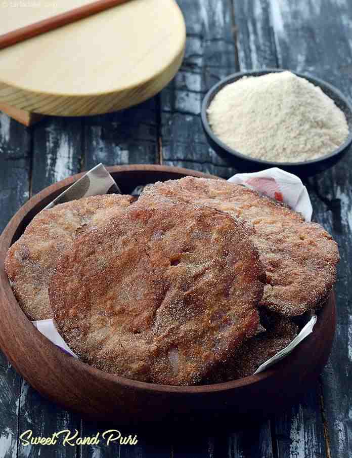 Sweet Kand Puri, Maharashtrian Upwas Recipe