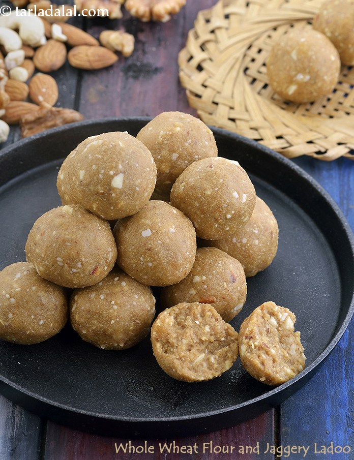 Atta Ladoo Recipe Whole Wheat Flour Ladoo Whole Wheat Flour And Jaggery Ladoo