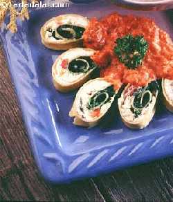 Cannelloni Pinwheels with Tomato Cream Sauce