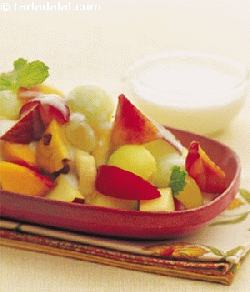 Hawaiian Fruit Bowl with Vanilla Cream